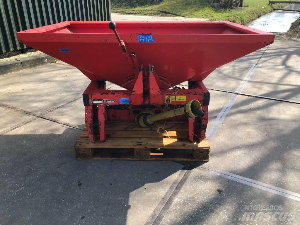 Kuhn MDS 701 Минерални приспособления за разширяване на струята
