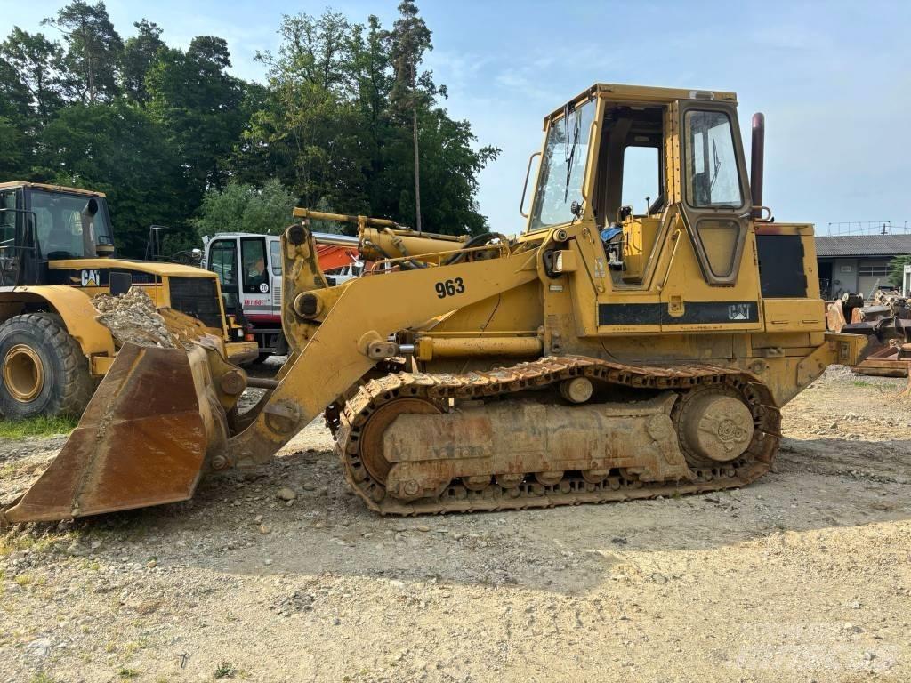 CAT 963 Верижен товарач
