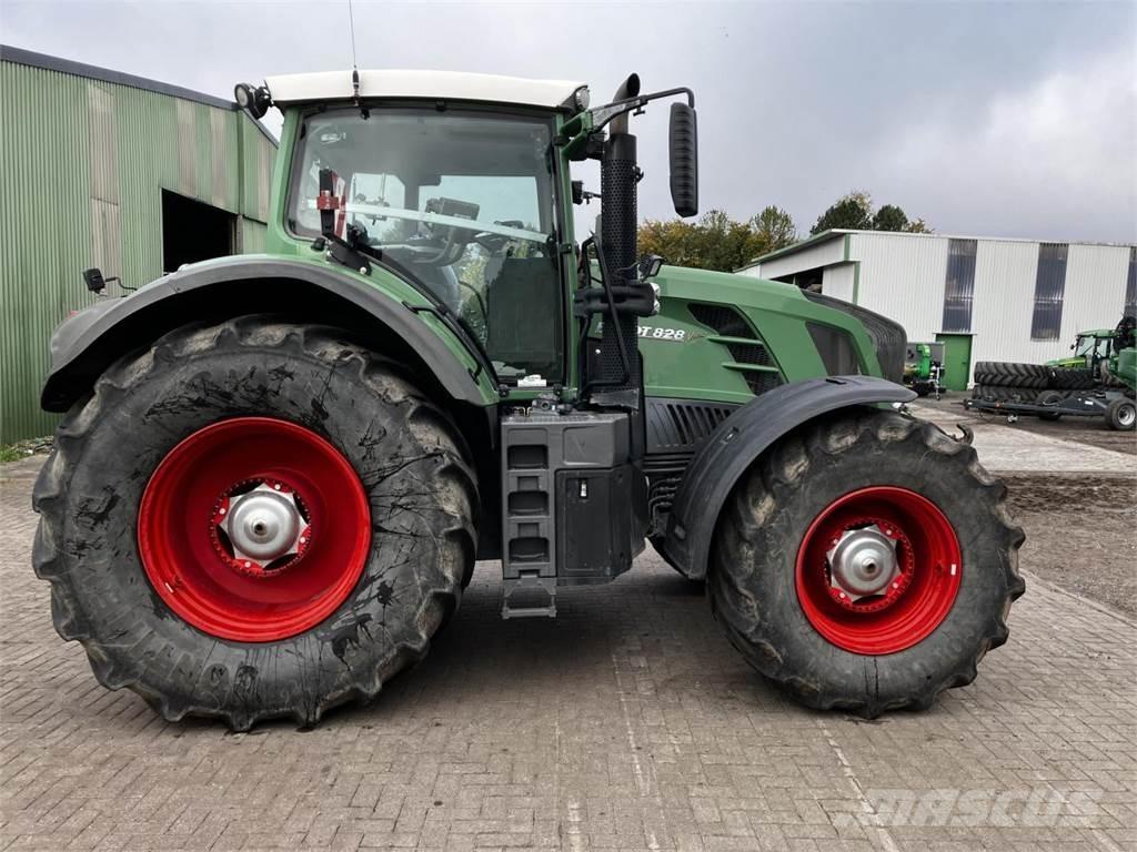 Fendt 828 Vario Трактори