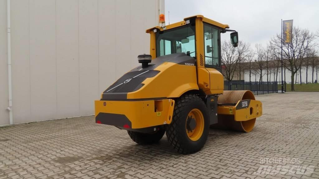 Volvo SD 75 B Еднобарабанни ролки
