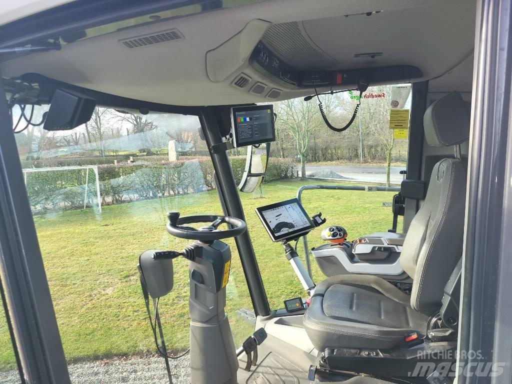 CLAAS Lexion 7700 TT Комбайни