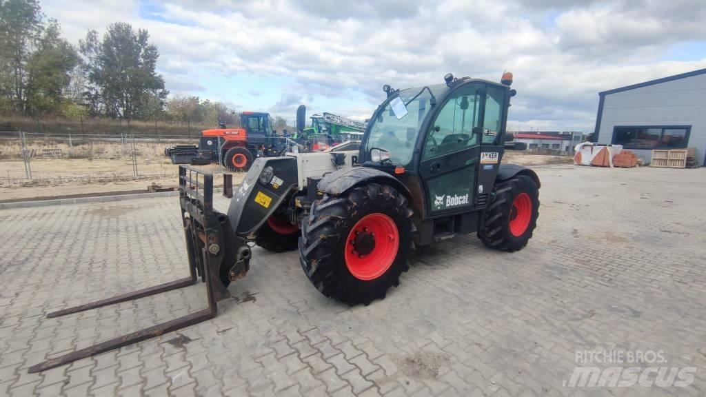 Bobcat TL 35.70 Телескопични товарачи