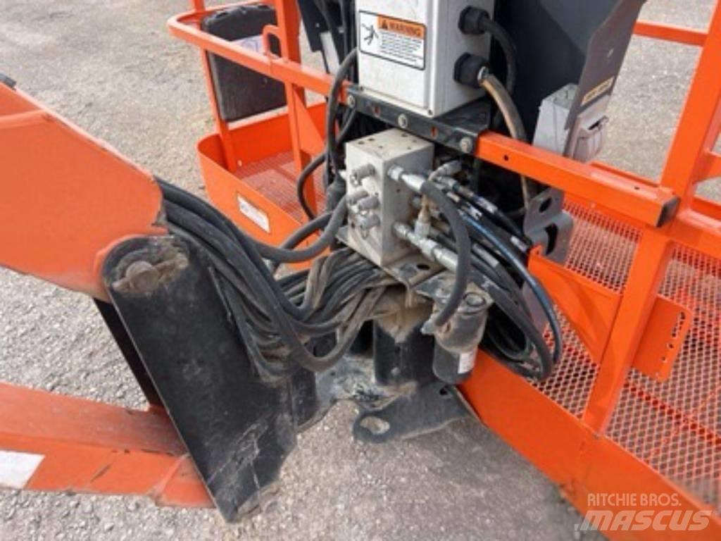 JLG 1200 SJP Телескопични повдигачи
