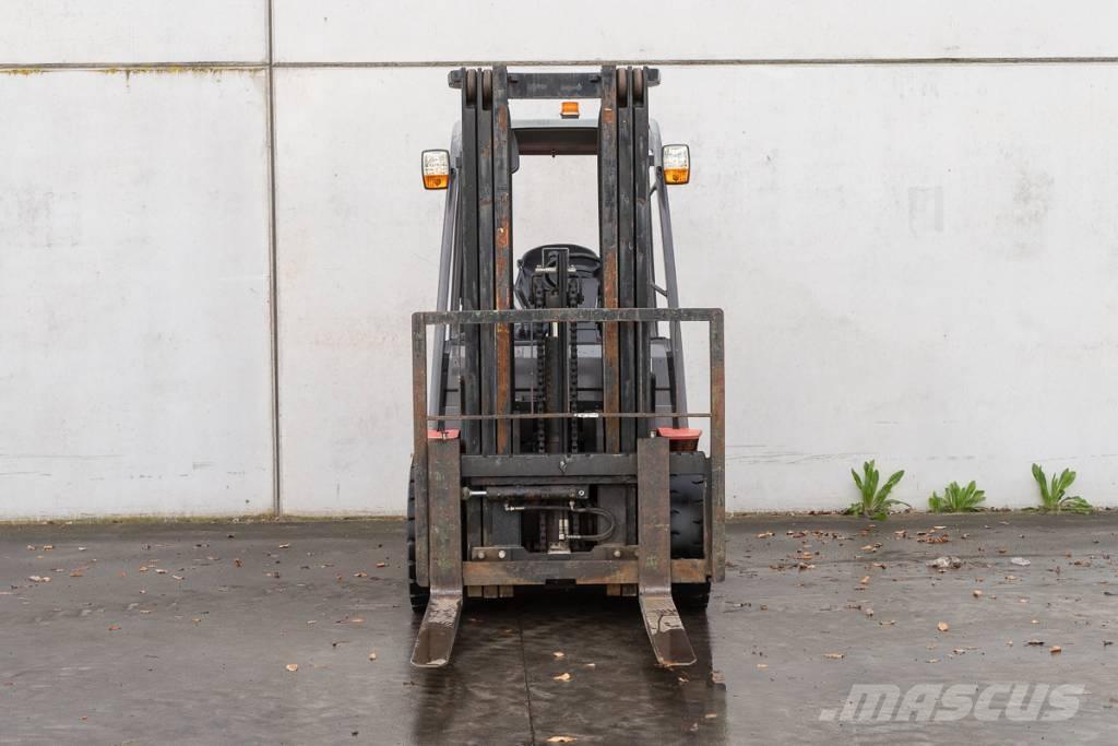 Manitou MI 30 D Дизелови камиони