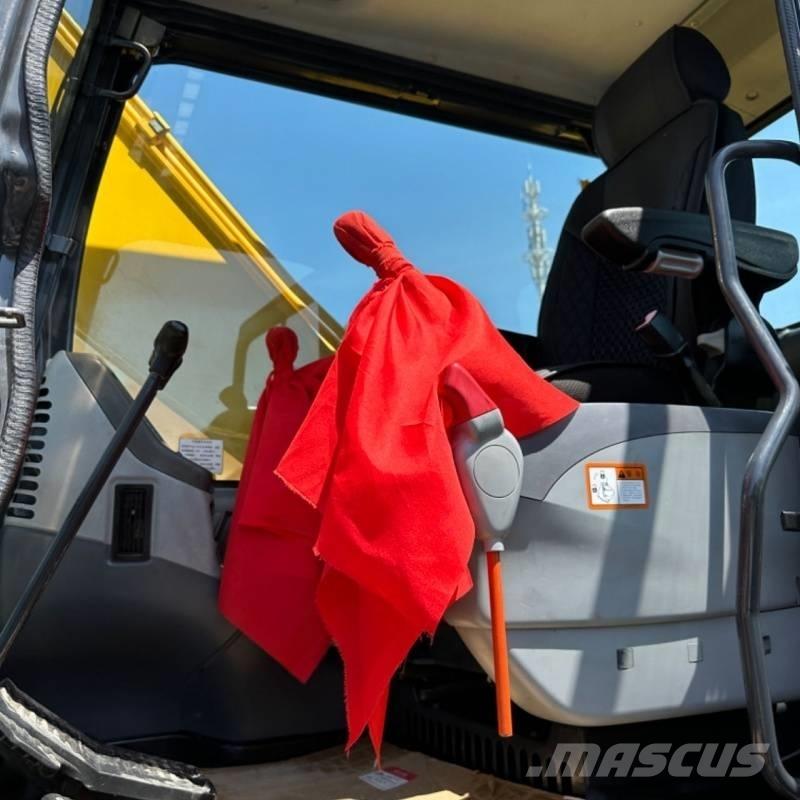 Komatsu PC 160 Средни екскаватори 7т - 12т