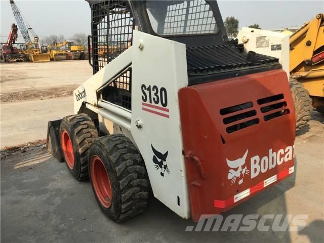 Bobcat S 130 Мини товарачи
