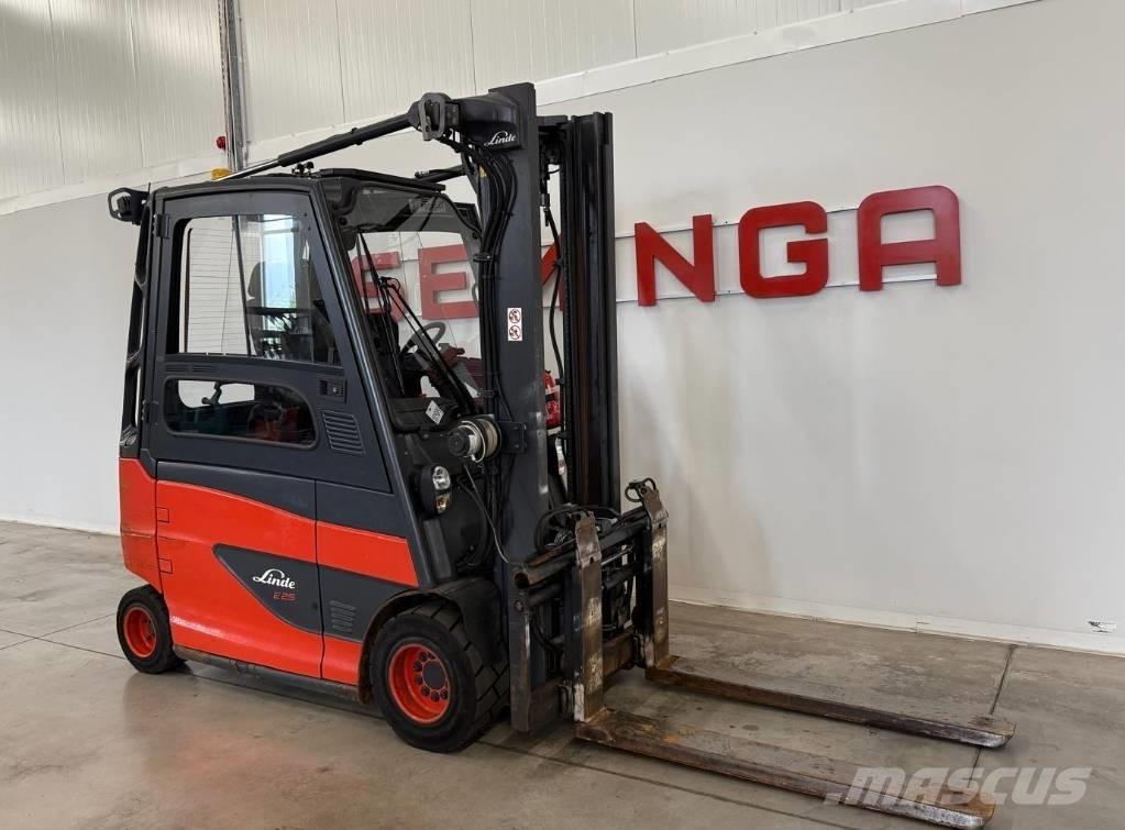 Linde 10984 - E25 Електрически вилични кари-повдигачи