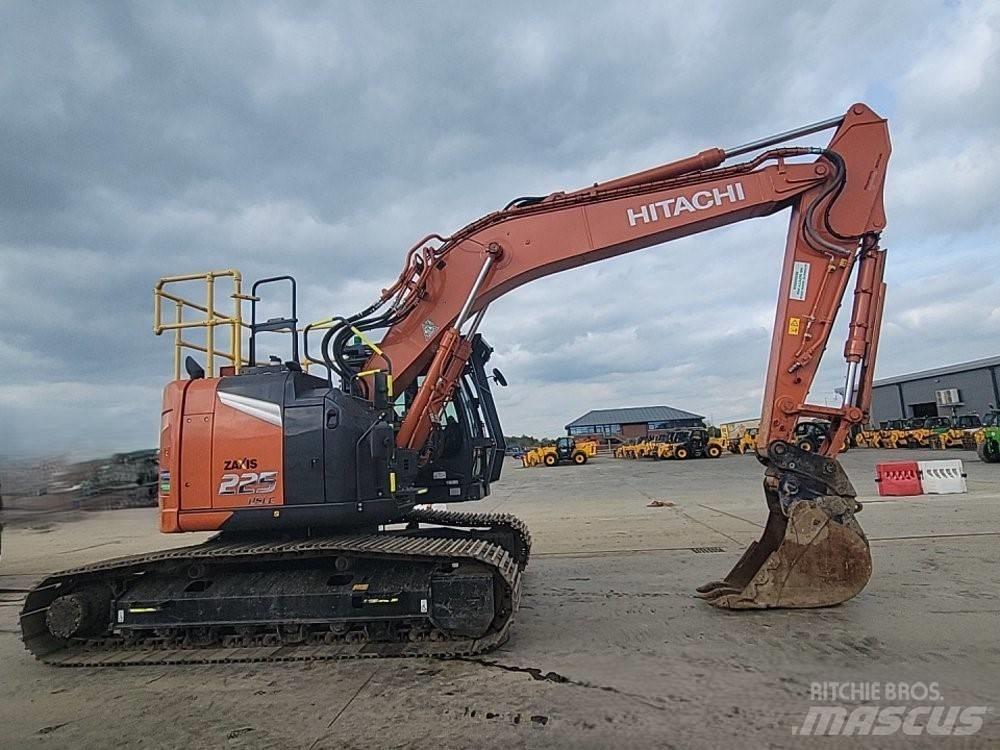 Hitachi ZX225USLC-7 Верижен екскаватор