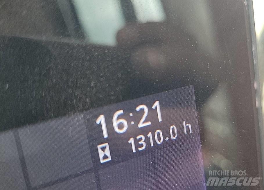 Hitachi ZX225USLC-7 Верижен екскаватор