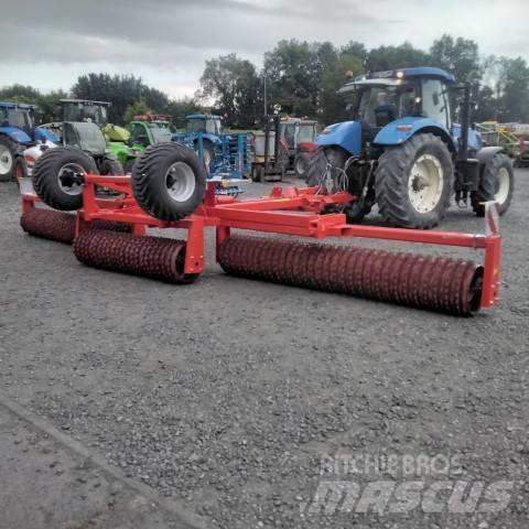 Quivogne ROLLMOT 830 Валяк
