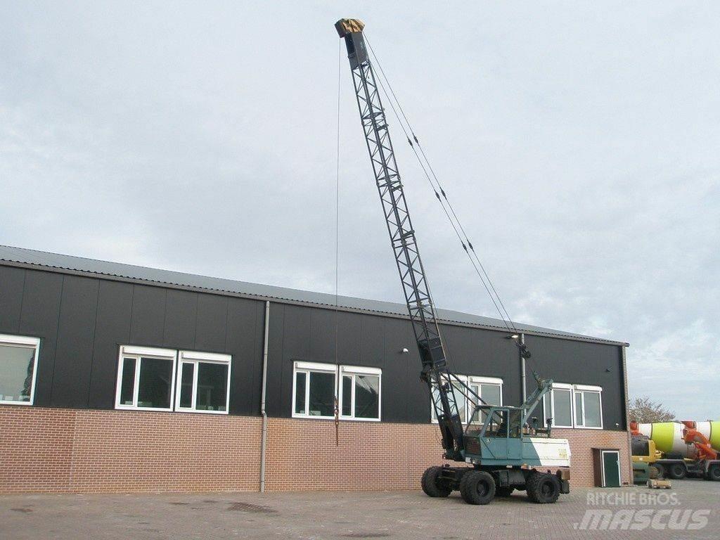 Sennebogen S611M Всъдеходни кранове
