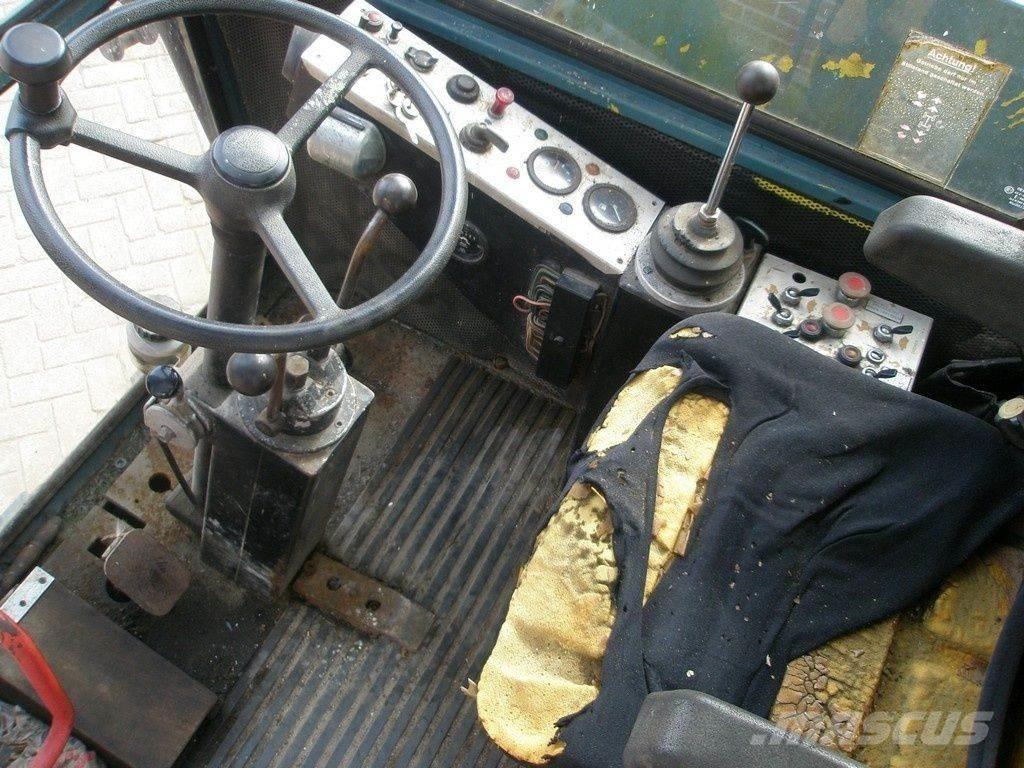 Sennebogen S611M Всъдеходни кранове