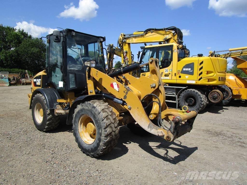 CAT 908 M Колесни товарачи