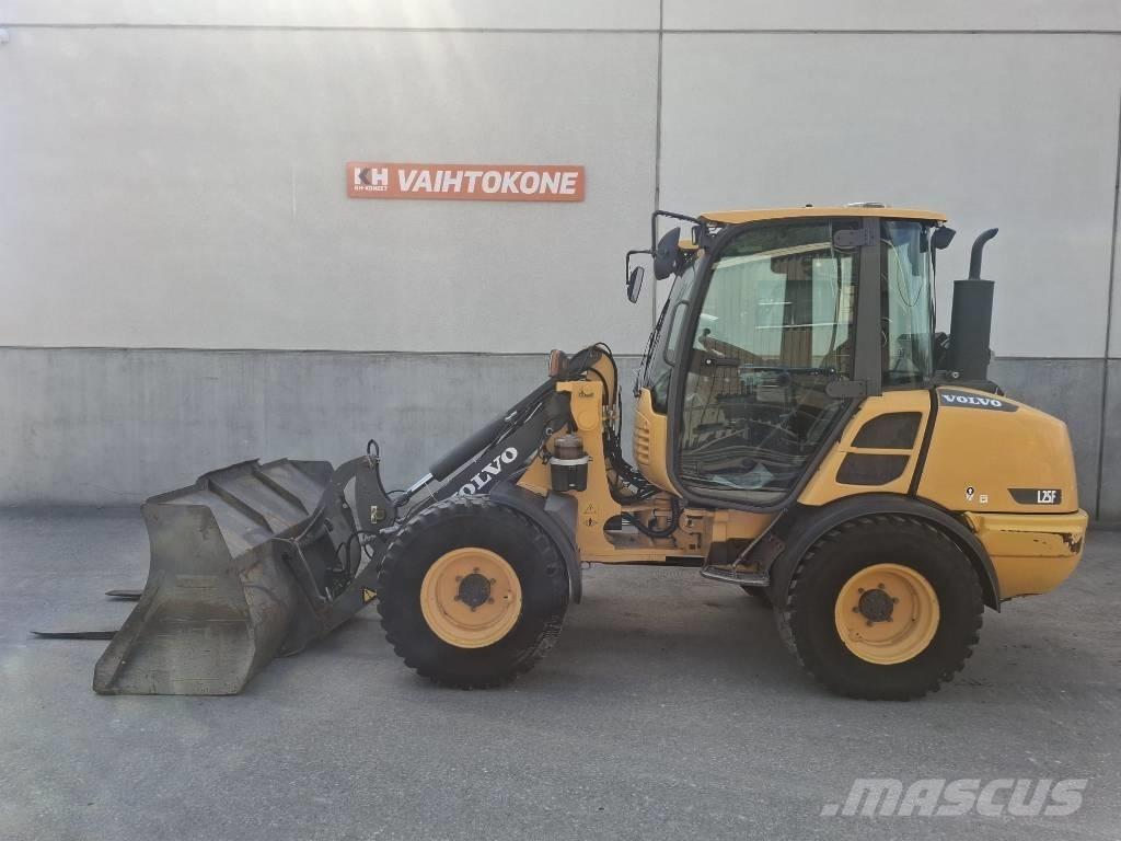 Volvo L 25 F-P Колесни товарачи