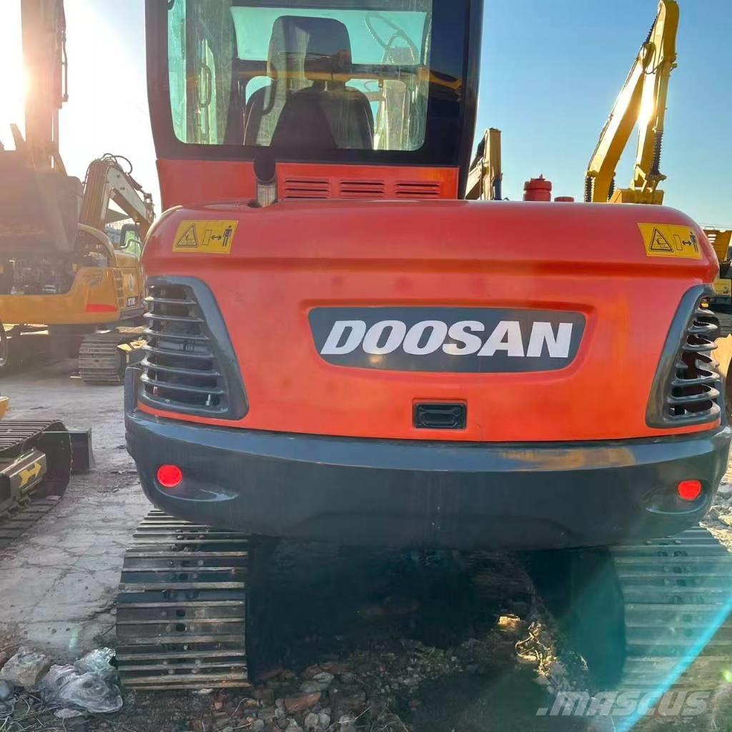 Doosan DX 60 Верижен екскаватор