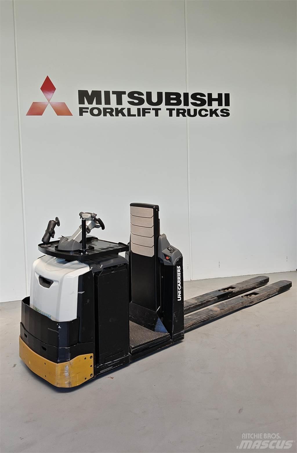 UniCarriers OLH250 Машини за комисиониране нископовдигачи