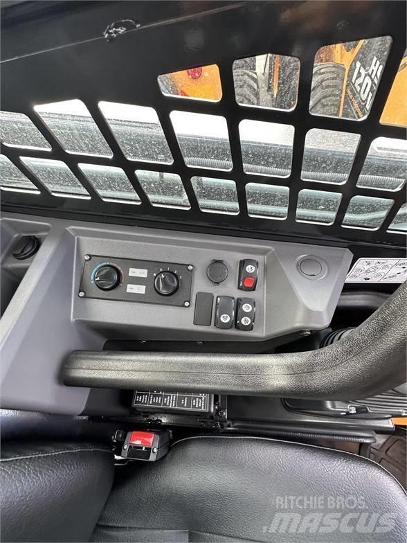 Hyundai HS 120 V Мини товарачи
