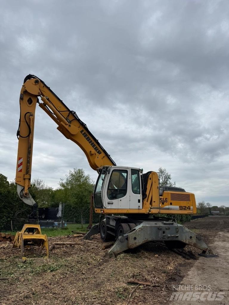 Liebherr 924 Други товарещи и копаещи и аксесоари