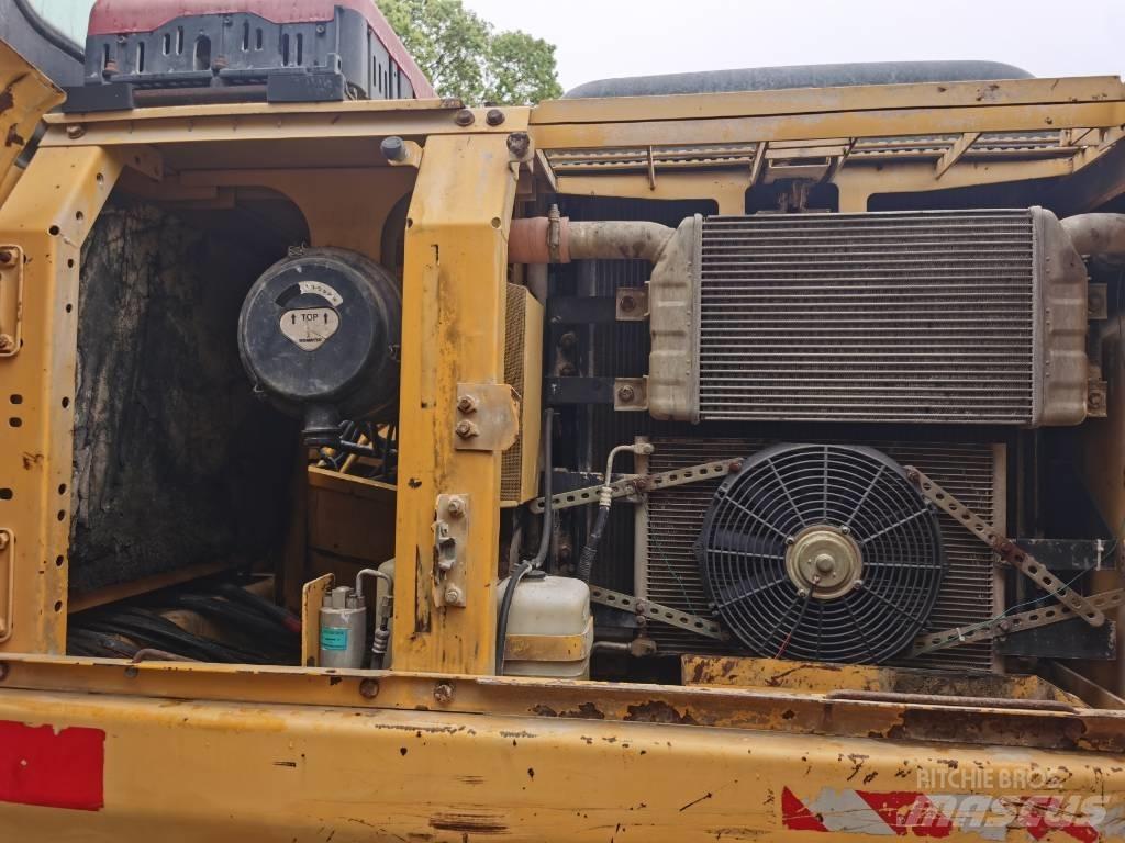 Komatsu PC 200-7 Верижен екскаватор