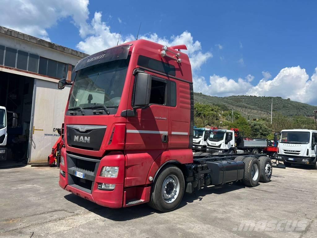 MAN TGX 26.440 Бордови камион / автолебедка