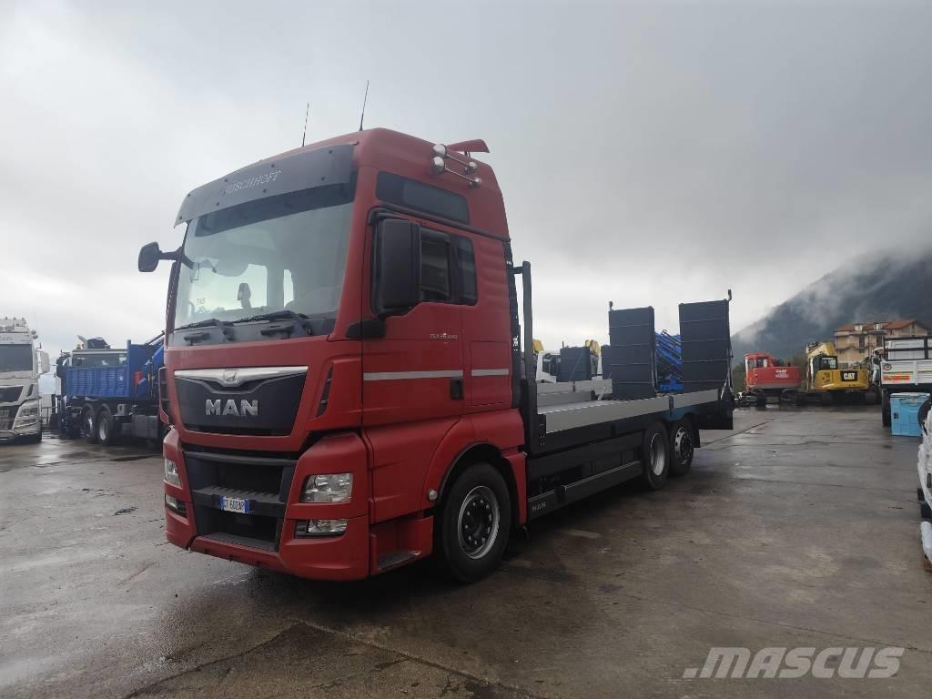 MAN TGX 26.440 Бордови камион / автолебедка
