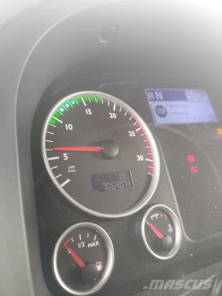 MAN TGX 26.440 Бордови камион / автолебедка