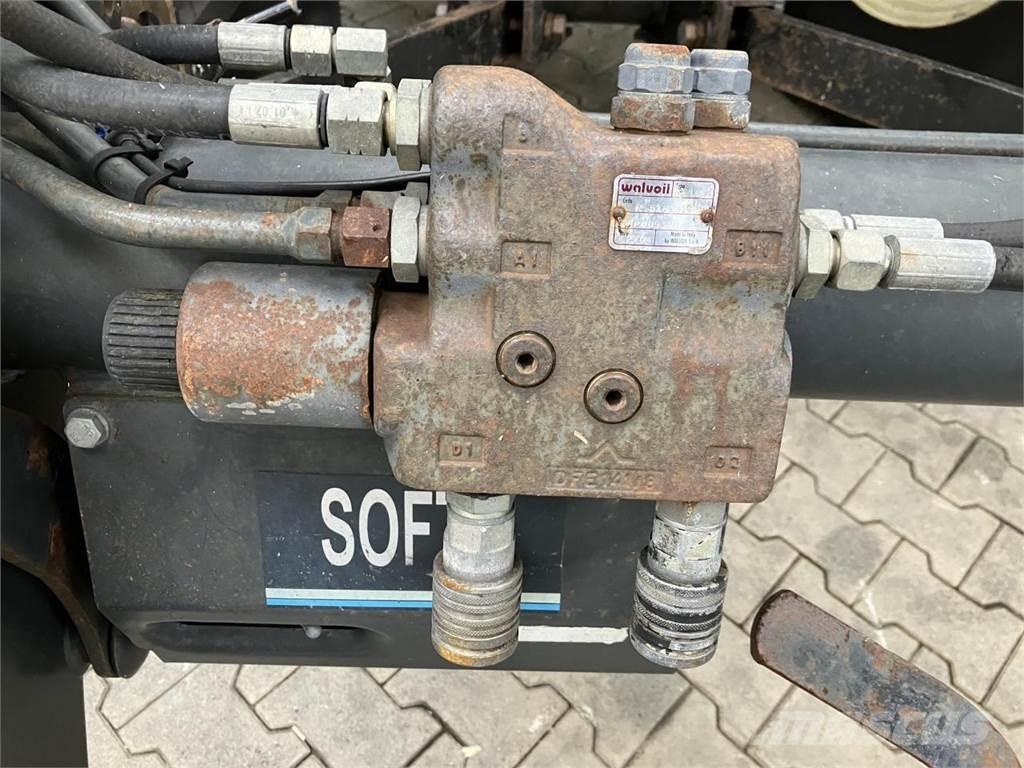 Hürlimann XT 909 Трактори