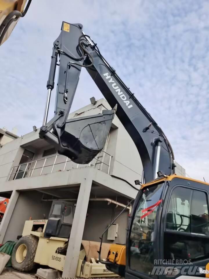 Hyundai 210w-9 Колесни екскаватори