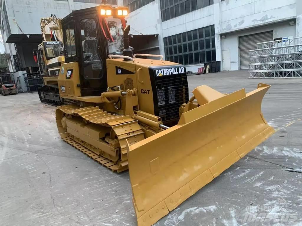 CAT D 5 K Верижни булдозери
