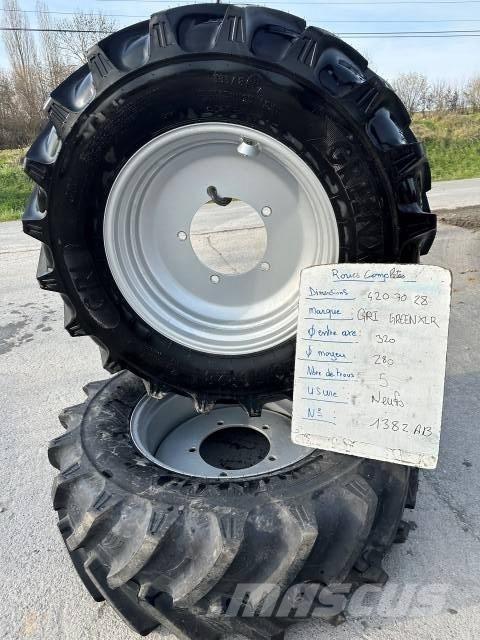  GREENEX 320/70R28 Колелета/Гуми
