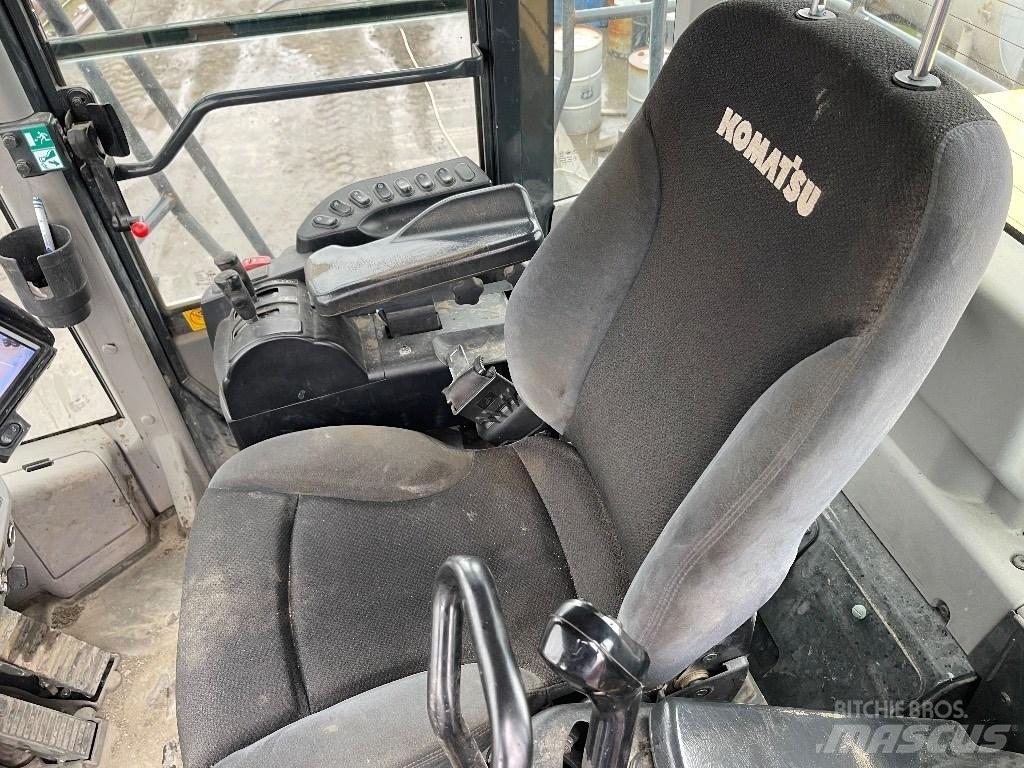 Komatsu WA500-8 Колесни товарачи