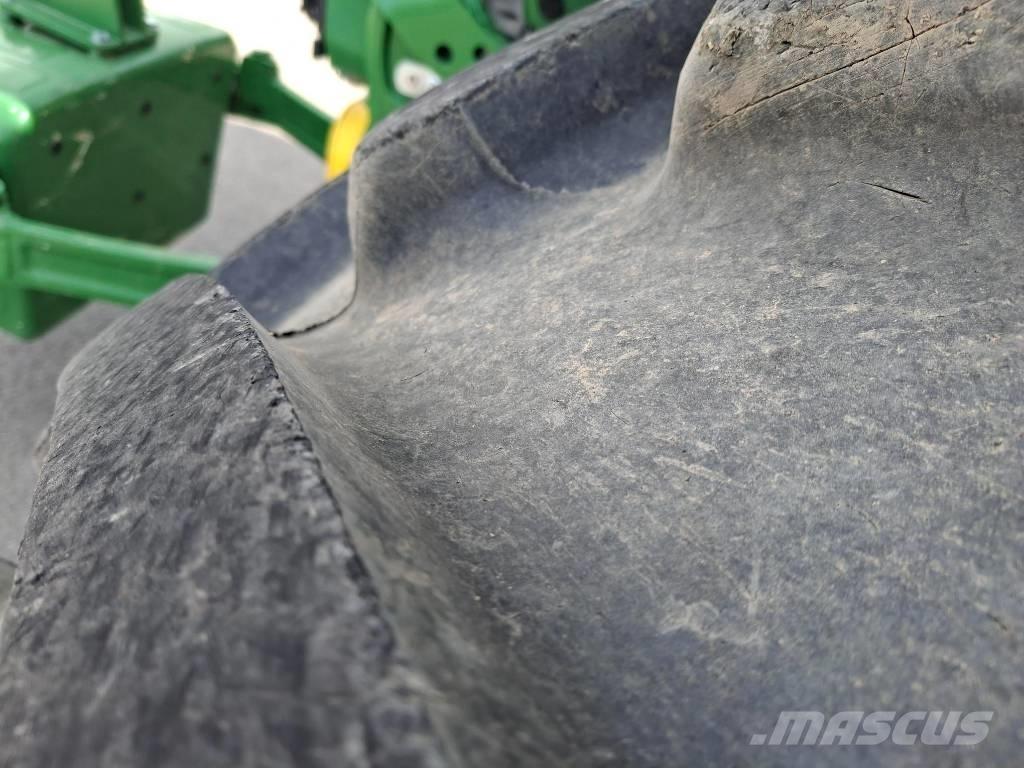 John Deere 6R 250 Трактори