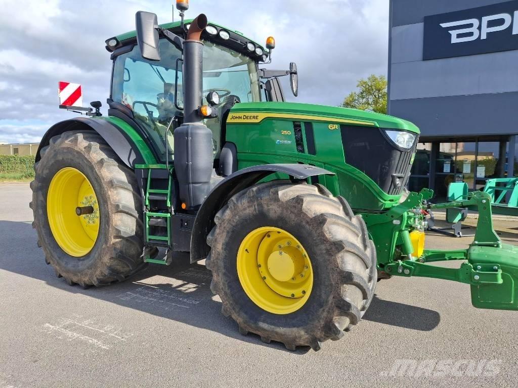 John Deere 6R 250 Трактори