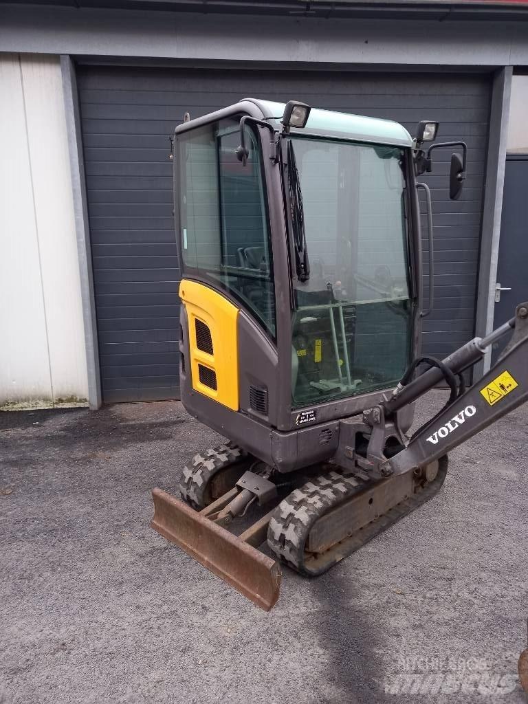 Volvo EC 15 Мини екскаватори < 7 т