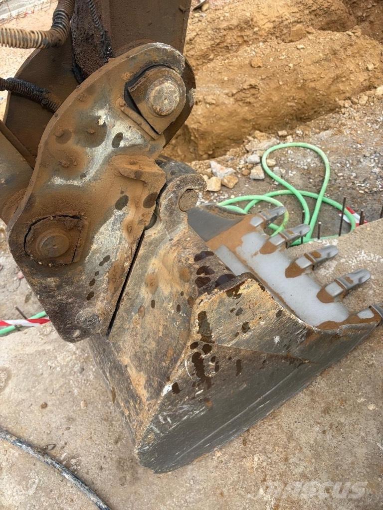 Volvo ECR 88 PLUS Средни екскаватори 7т - 12т