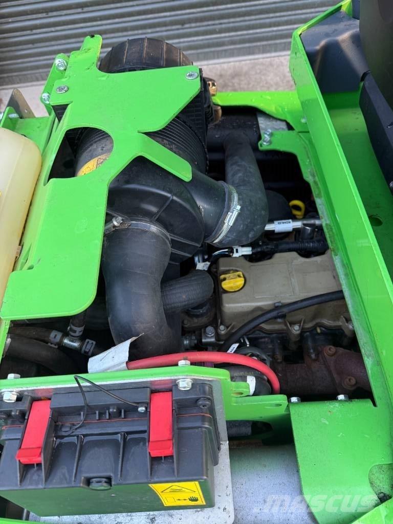 Avant 635 Колесни товарачи