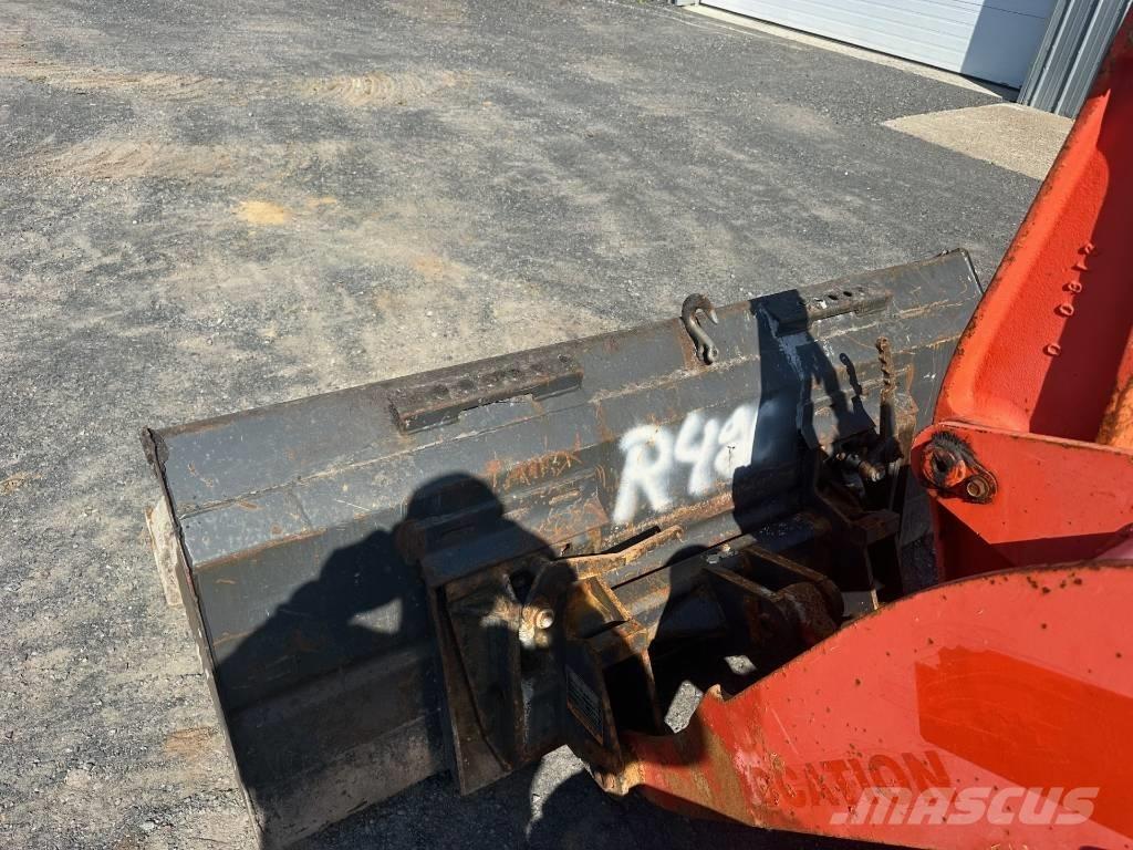 Kubota R 420 S Колесни товарачи