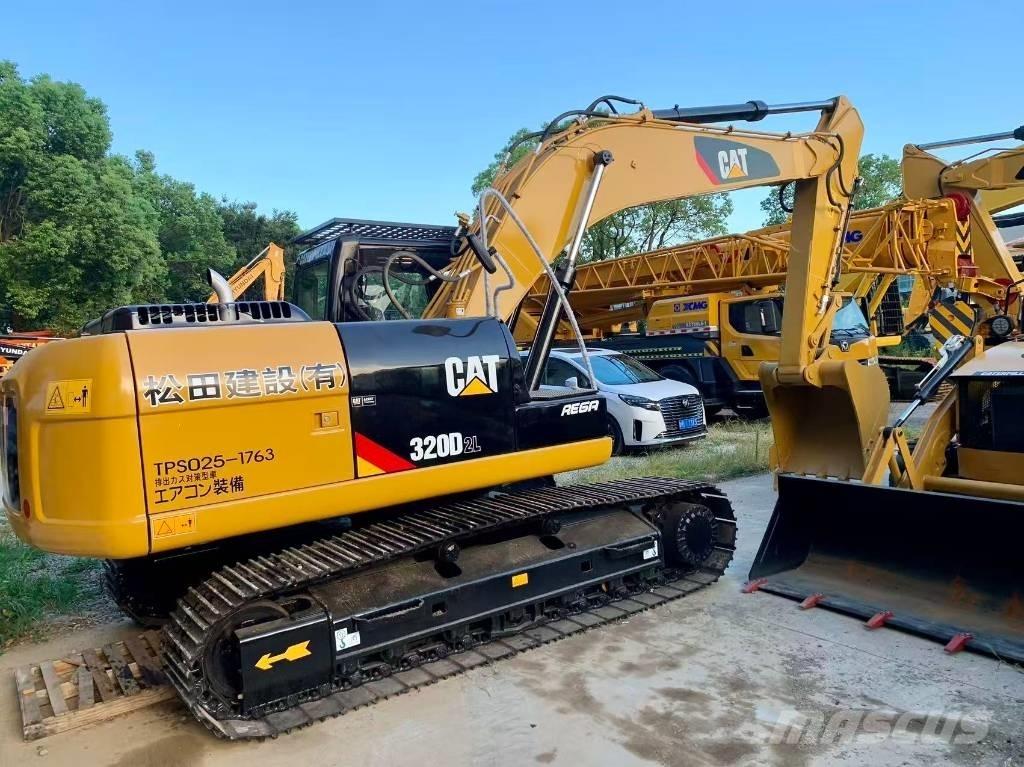 CAT 320 D Верижен екскаватор