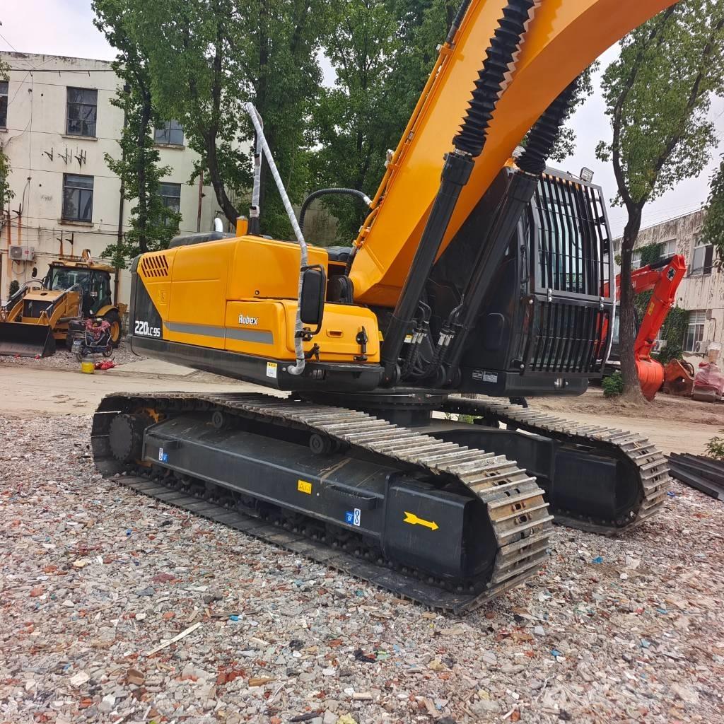 Hyundai 220LC-9T Верижен екскаватор