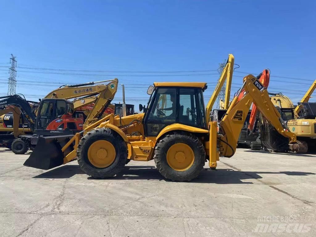 JCB 4 CX Товарач със заден ексватор