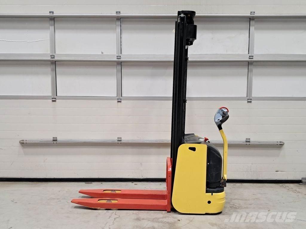 Hyster S1.0 AC Колички високоповдигачи с теглич