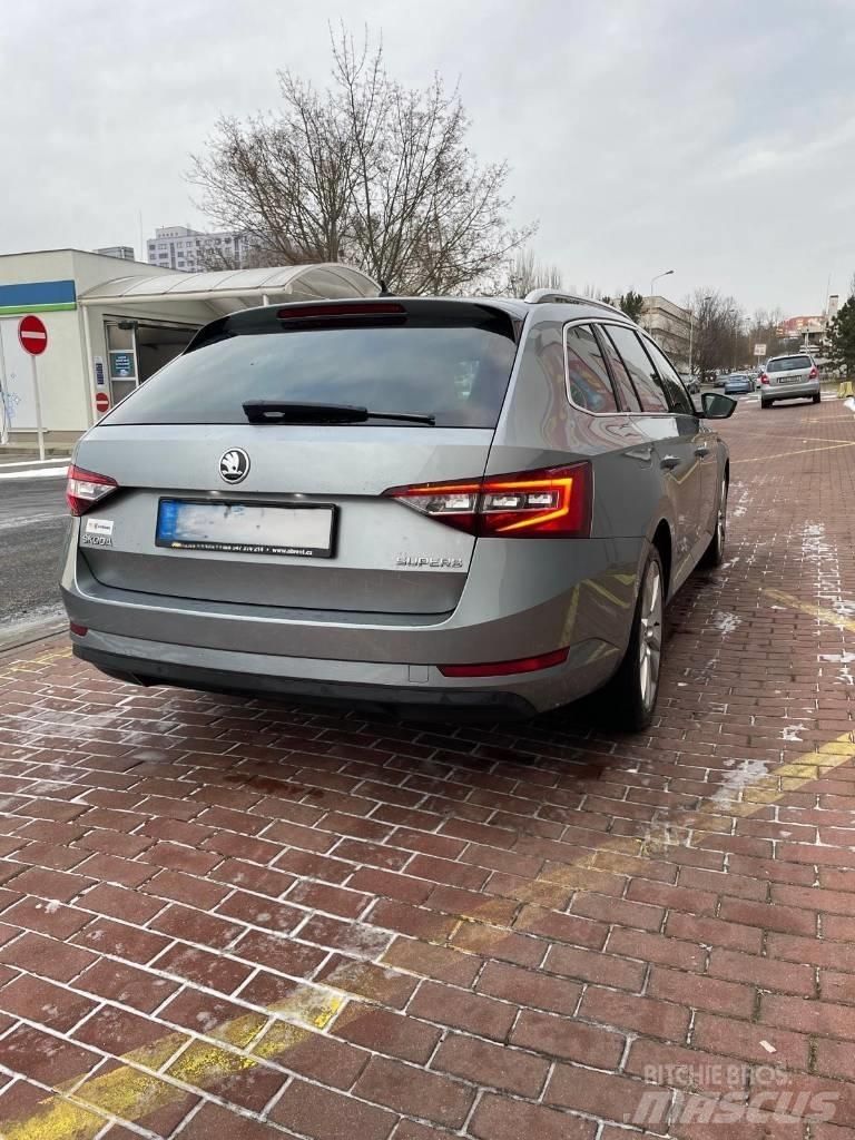 Skoda Superb Коли