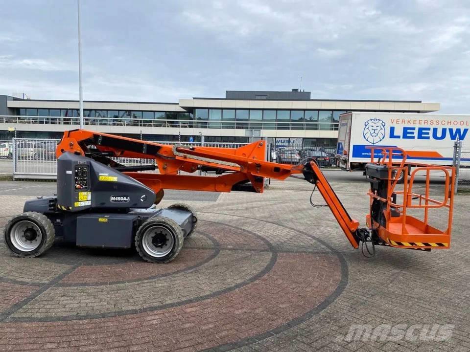 JLG M 450 AJ Съчленени стрелови подемници