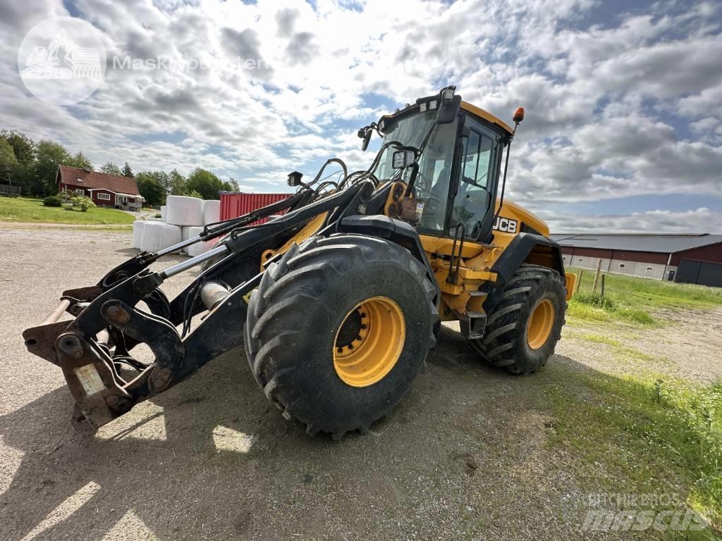 JCB 435 Колесни товарачи