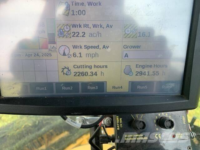 New Holland Fr780 Самоходни фуражири