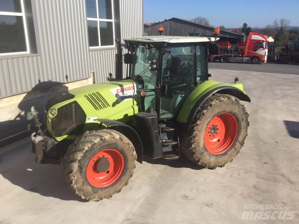 CLAAS ARION 620 Трактори