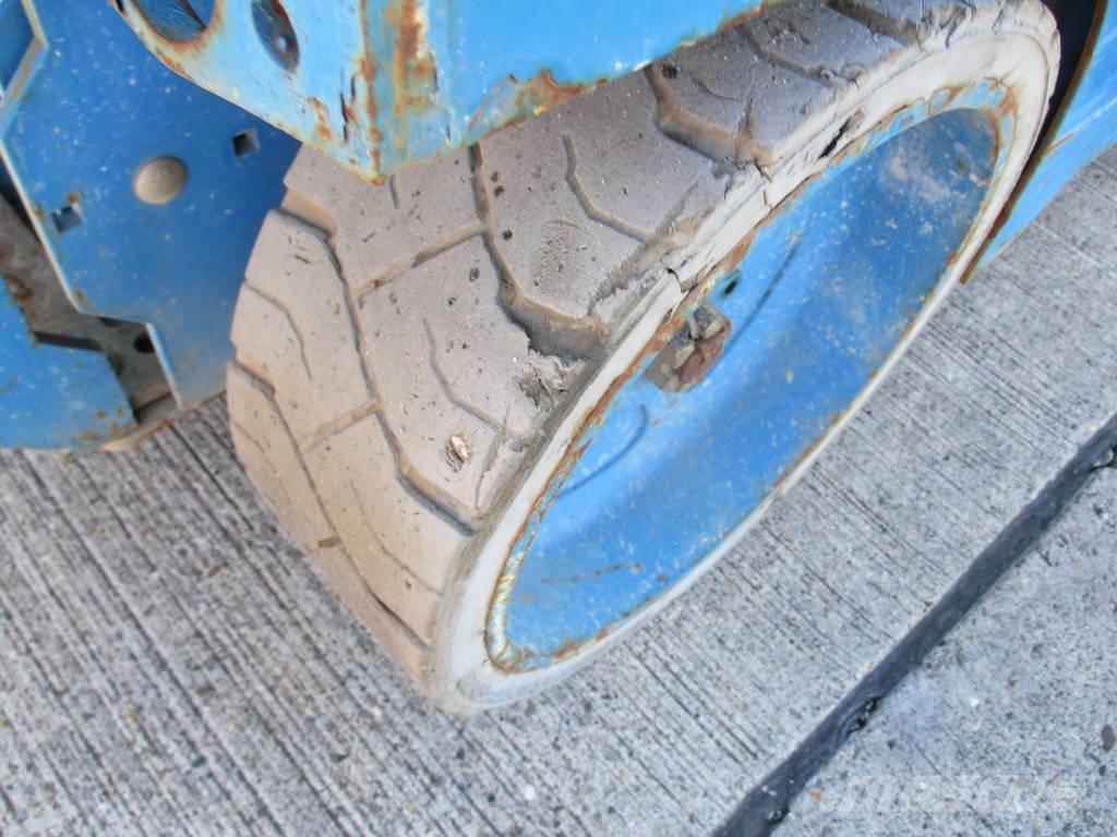 Genie GS 2632 (059) Ножични работни платформи