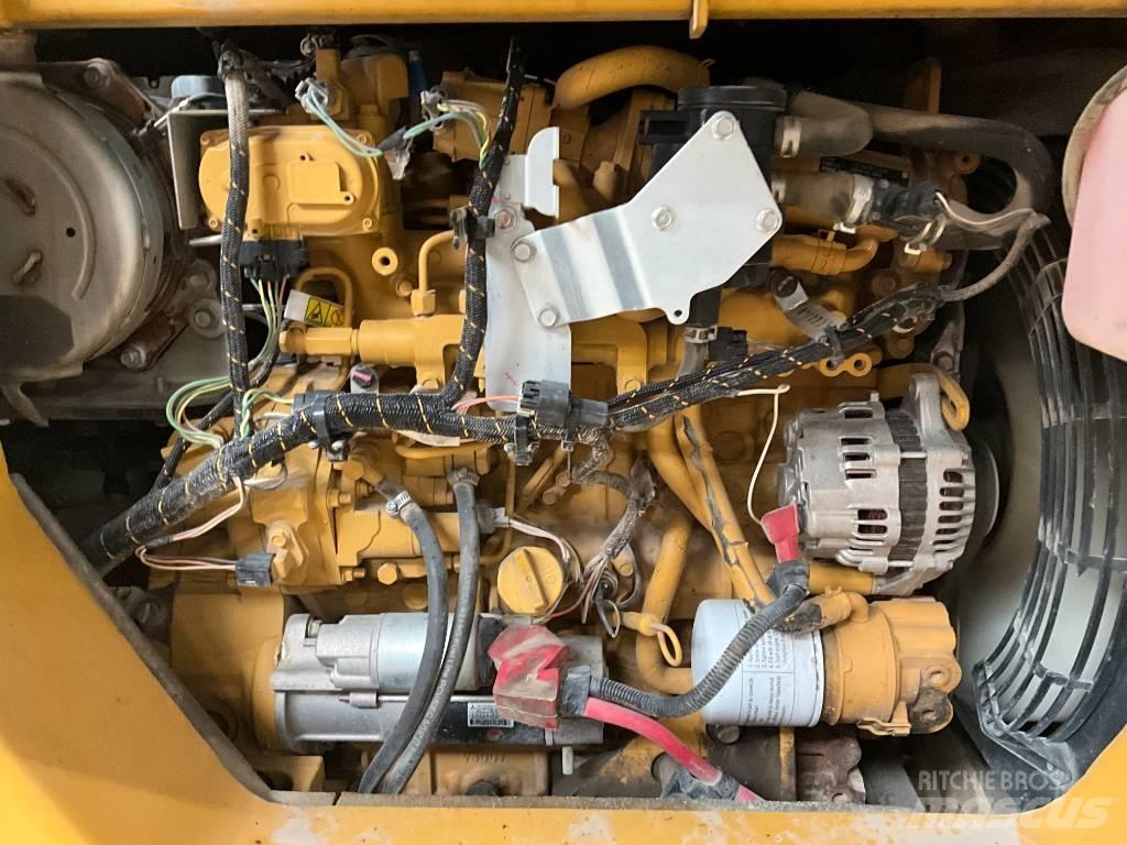 CAT 308 E 2 CR Средни екскаватори 7т - 12т