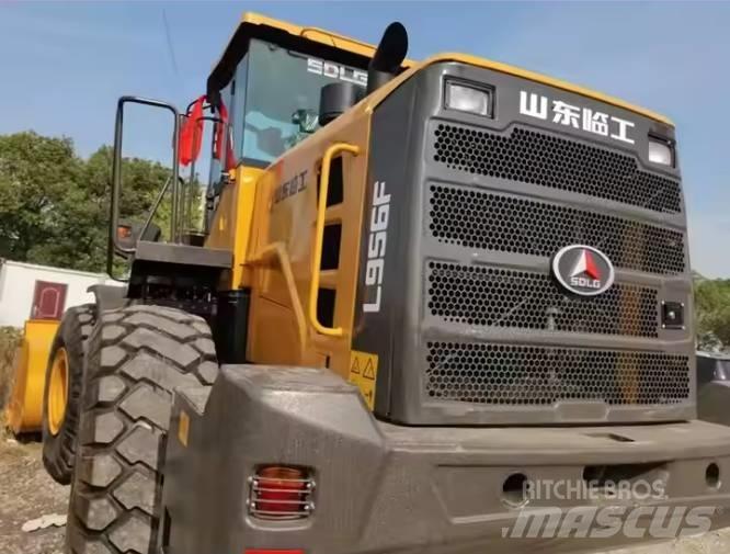 SDLG 956F Колесни товарачи
