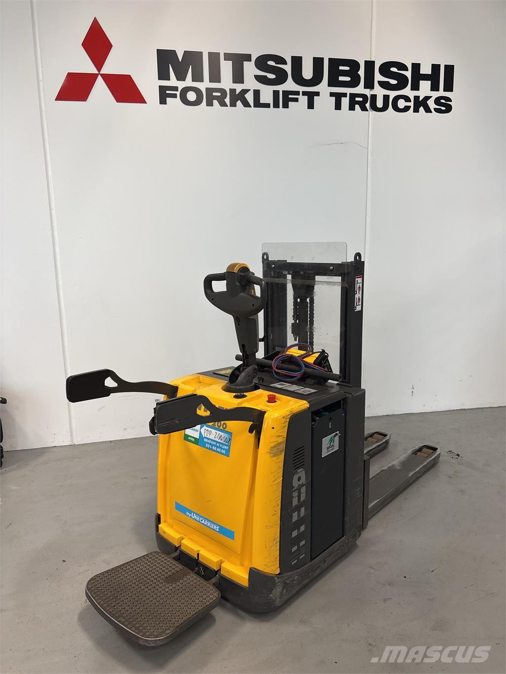 Atlet PDP200 Самоходни товарачи